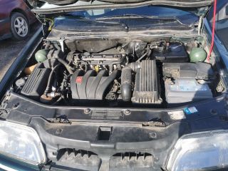 bontott CITROËN XANTIA Motor (Fűzött blokk hengerfejjel)