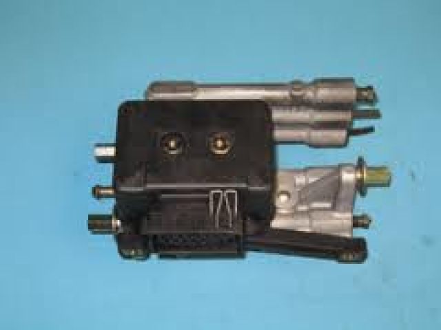 bontott CITROËN XANTIA ABS Kocka