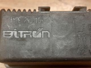 bontott CITROËN XANTIA Üzemanyag Szivattyú Relé