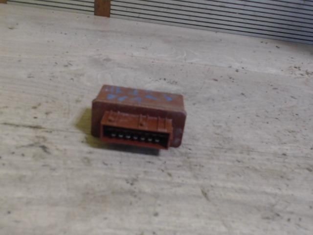 bontott CITROËN XANTIA Üzemanyag Szivattyú Relé