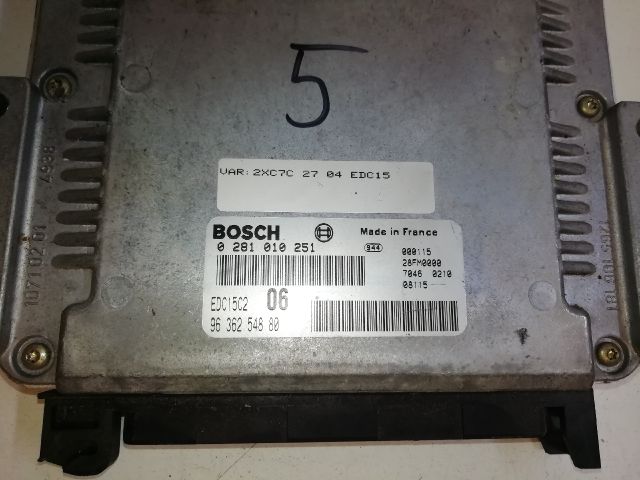 bontott CITROËN XANTIA Motorvezérlő