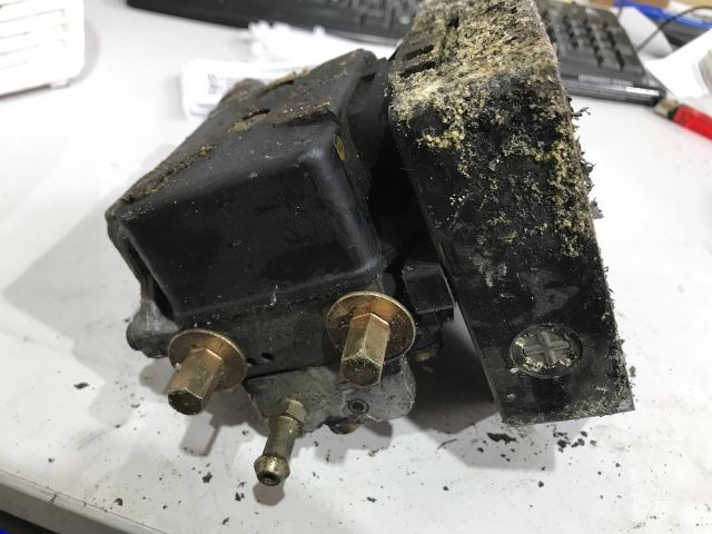 bontott CITROËN XANTIA ABS Kocka