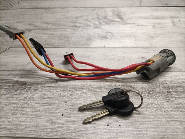 bontott CITROËN XANTIA Gyújtáskapcsoló