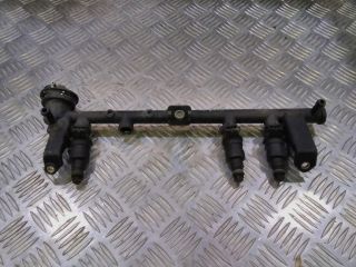 bontott CITROËN XANTIA Porlasztó Sor / Híd