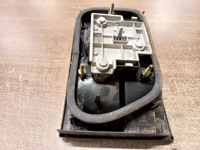 bontott CITROËN XANTIA Bal Belső Hátsó Lámpa