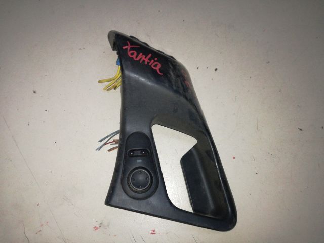 bontott CITROËN XANTIA Bal első Ablakemelő Kapcsoló