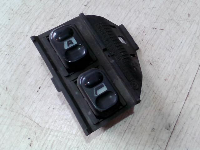 bontott CITROËN XANTIA Bal első Ablakemelő Kapcsoló