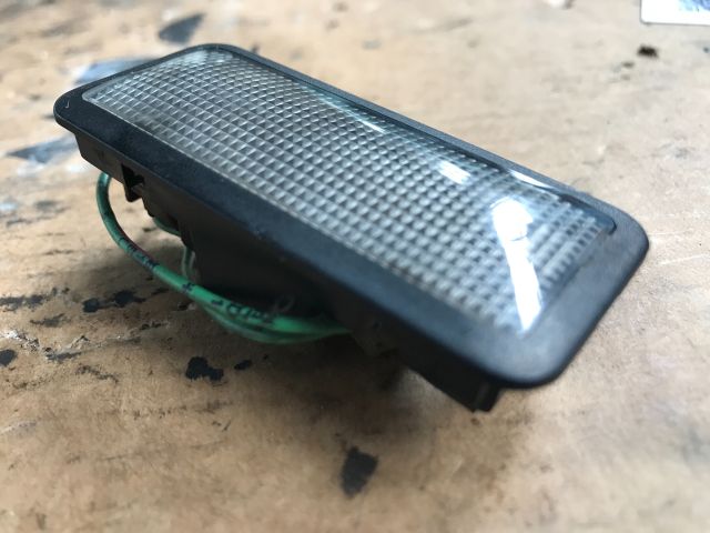 bontott CITROËN XANTIA Csomagtér Világítás