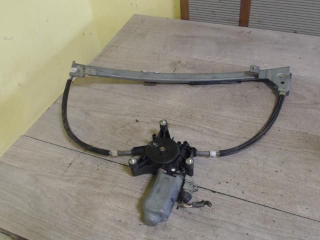 bontott CITROËN XANTIA Jobb első Ablakemelő Szerkezet (Elektromos)