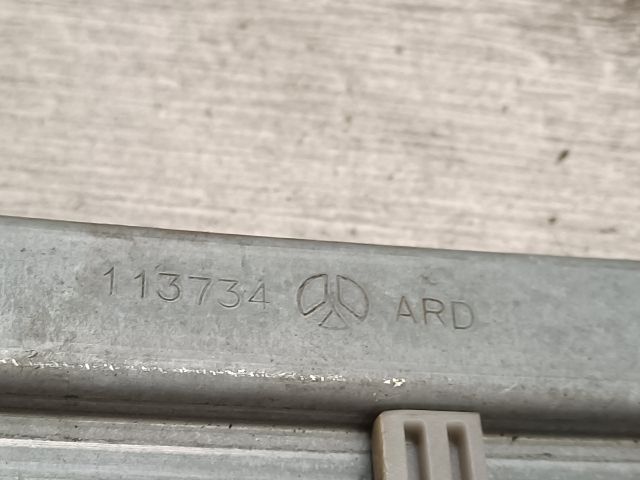 bontott CITROËN XANTIA Jobb hátsó Ablakemelő Szerkezet (Mechanikus)