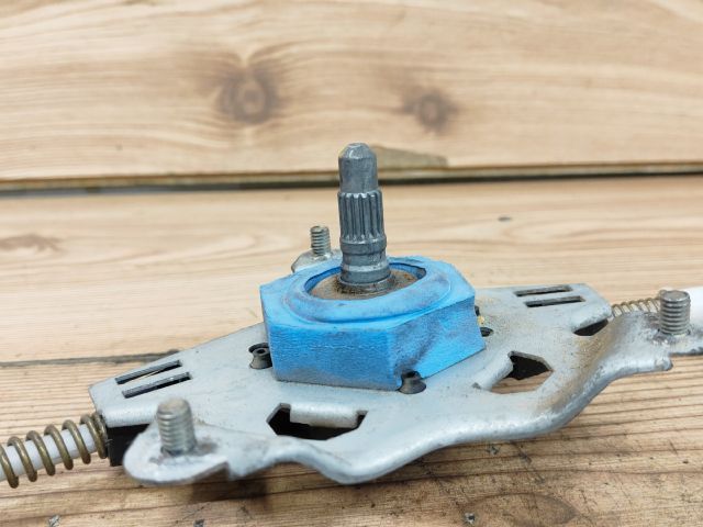 bontott CITROËN XANTIA Jobb hátsó Ablakemelő Szerkezet (Mechanikus)