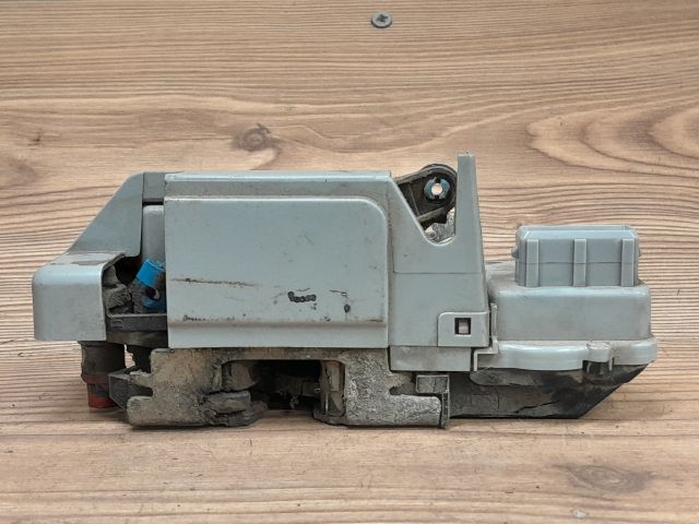 bontott CITROËN XANTIA Jobb hátsó Ajtózár