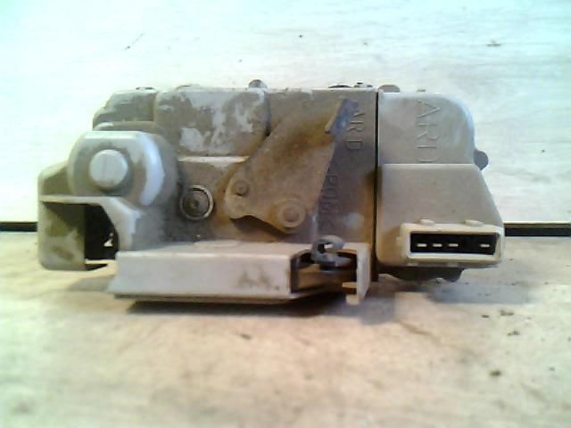 bontott CITROËN XANTIA Jobb hátsó Ajtózár