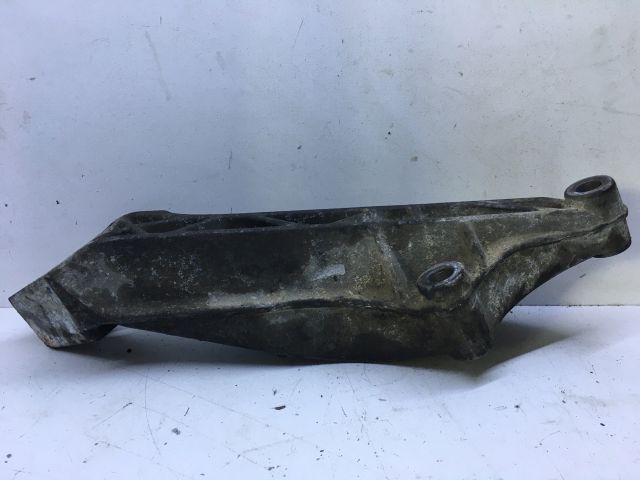 bontott CITROËN XSARA Motor Tartó Bak (Pozíciófüggetlen)