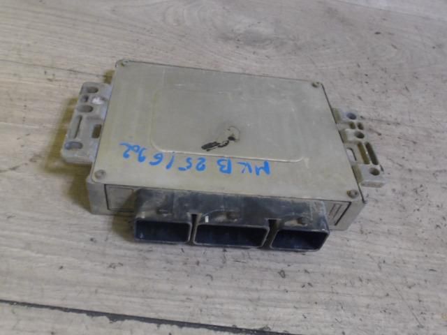 bontott CITROËN XSARA Motorvezérlő