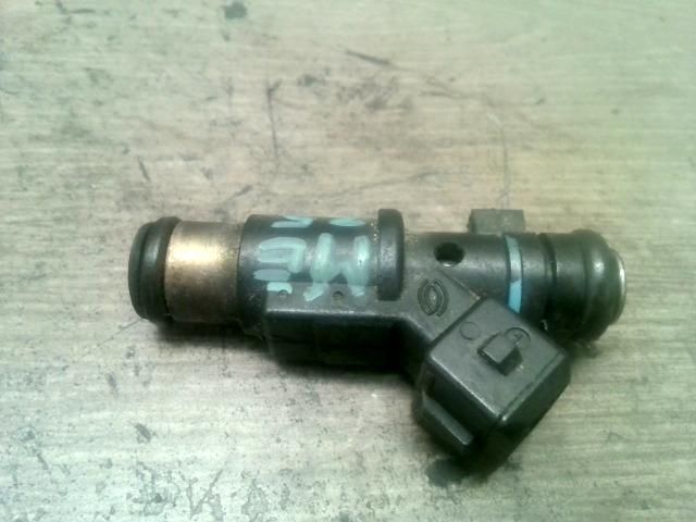 bontott CITROËN XSARA Porlasztó (1 db)