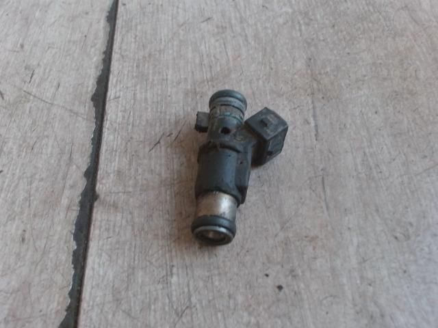 bontott CITROËN XSARA Porlasztó (1 db)