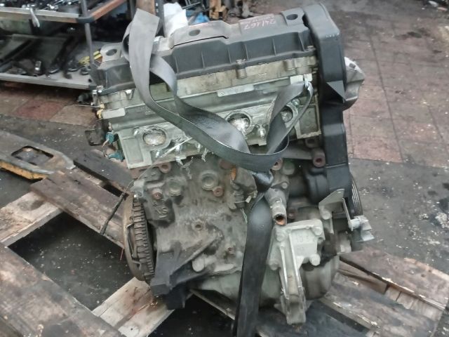 bontott CITROËN XSARA Motor (Fűzött blokk hengerfejjel)