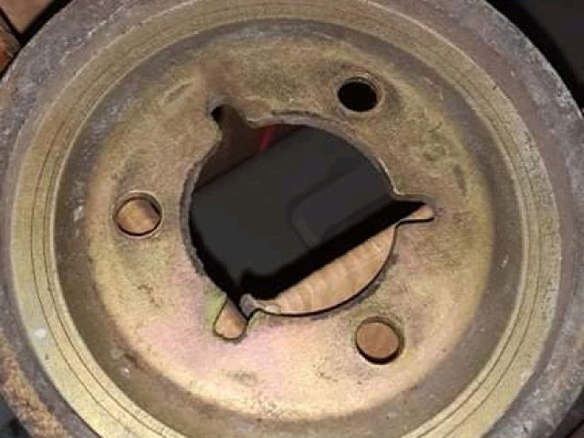 bontott CITROËN XSARA Szíjtárcsa