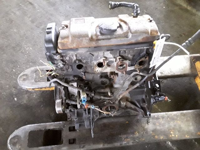 bontott CITROËN XSARA Motor (Fűzött blokk hengerfejjel)