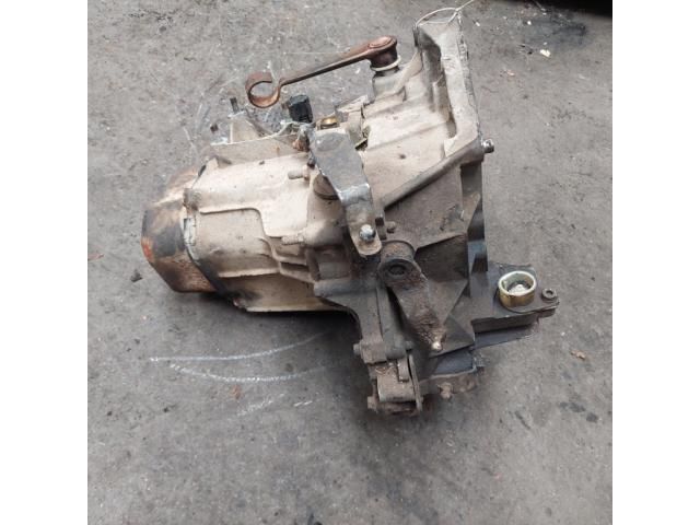 bontott CITROËN XSARA Váltó (Mechanikus)