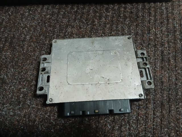 bontott CITROËN XSARA Motorvezérlő