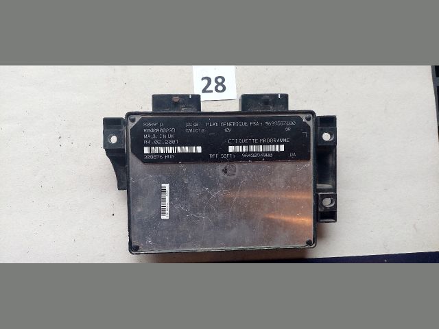 bontott CITROËN XSARA Motorvezérlő