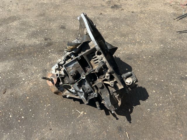 bontott CITROËN XSARA Váltó (Mechanikus)