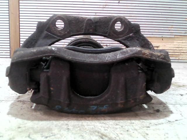 bontott CITROËN XSARA Jobb első Féknyereg Munkahengerrel