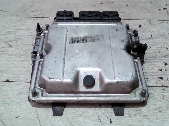 bontott CITROËN XSARA Motorvezérlő