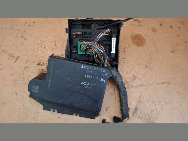 bontott CITROËN XSARA Biztosítéktábla Motortér