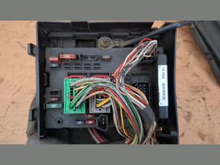 bontott CITROËN XSARA Biztosítéktábla Motortér