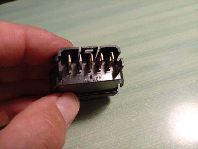 bontott CITROËN XSARA Bal első Ablakemelő Kapcsoló