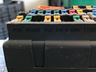 bontott CITROËN XSARA Biztosítéktábla Utastér