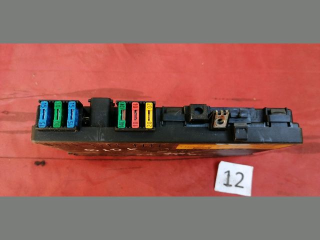 bontott CITROËN XSARA Biztosítéktábla Utastér