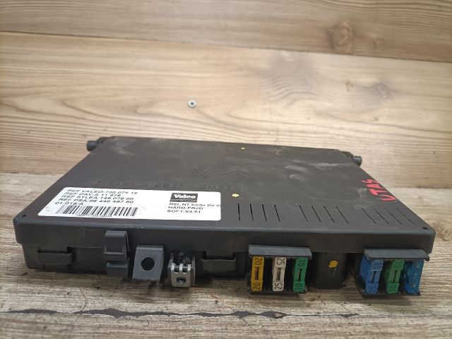 bontott CITROËN XSARA Biztosítéktábla Utastér