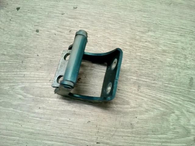 bontott CITROËN XSARA Csomagtérajtó Bal Zsanér