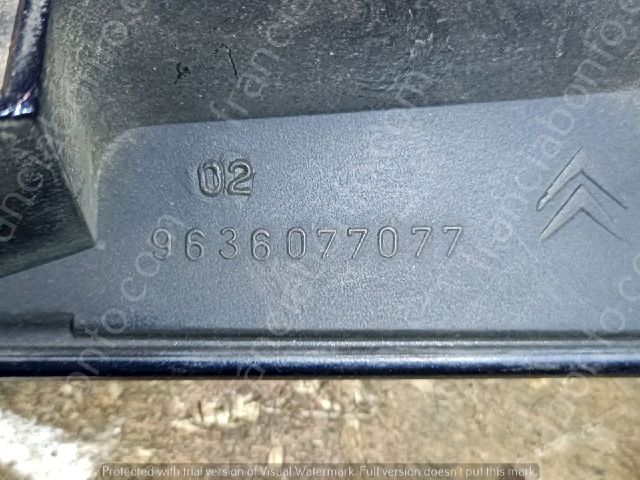 bontott CITROËN XSARA Csomagtérajtó Díszléc