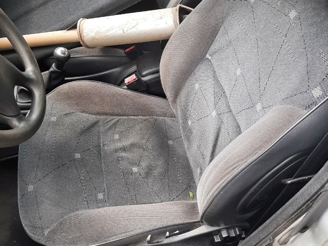 bontott CITROËN XSARA Csomagtérajtó Gumikéder