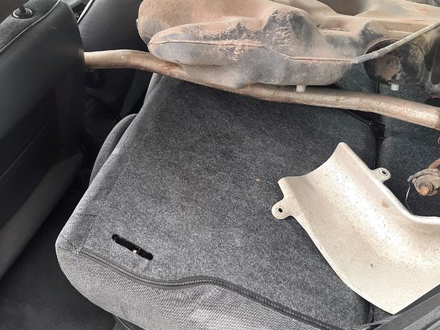 bontott CITROËN XSARA Csomagtérajtó Gumikéder