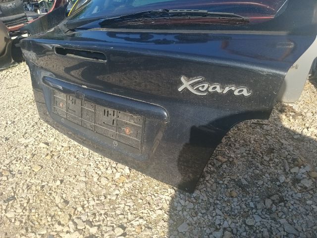 bontott CITROËN XSARA Csomagtérajtó (Részeivel)