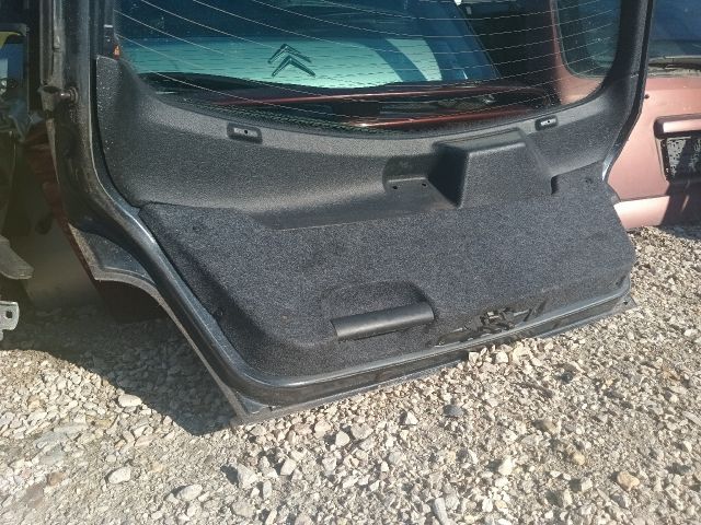 bontott CITROËN XSARA Csomagtérajtó (Részeivel)