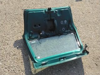 bontott CITROËN XSARA Csomagtérajtó (Részeivel)