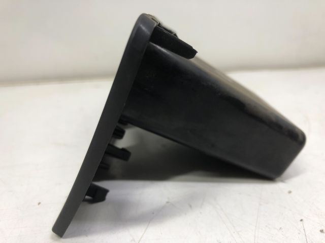 bontott CITROËN XSARA Első Tároló Rekesz