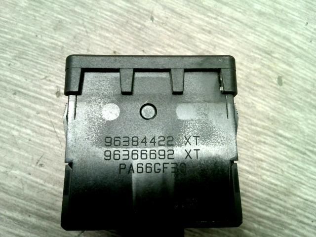 bontott CITROËN XSARA Fényszórómagasság Állító Kapcsoló