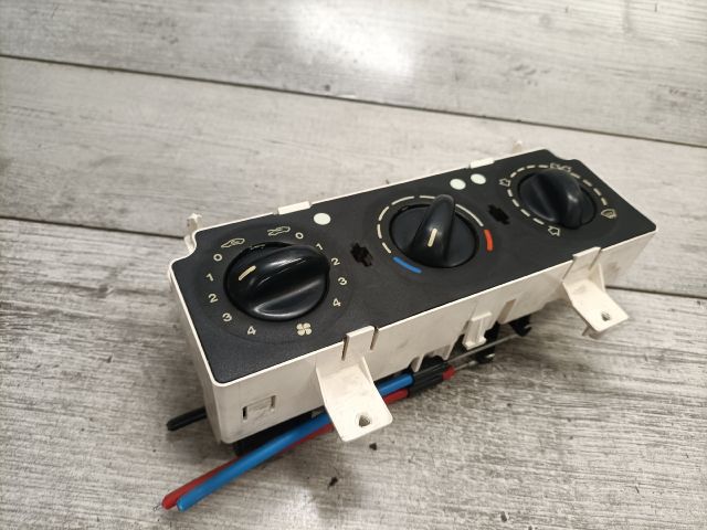 bontott CITROËN XSARA Fűtéskapcsoló (Nem klímás)