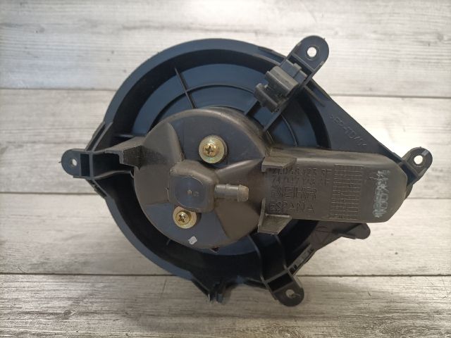 bontott CITROËN XSARA Fűtőmotor (Nem klímás)