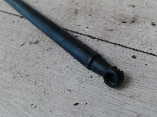 bontott CITROËN XSARA Gázrugós Kitámasztó Teleszkóp Csomagtérajtó (Pozíciófüggetlen)