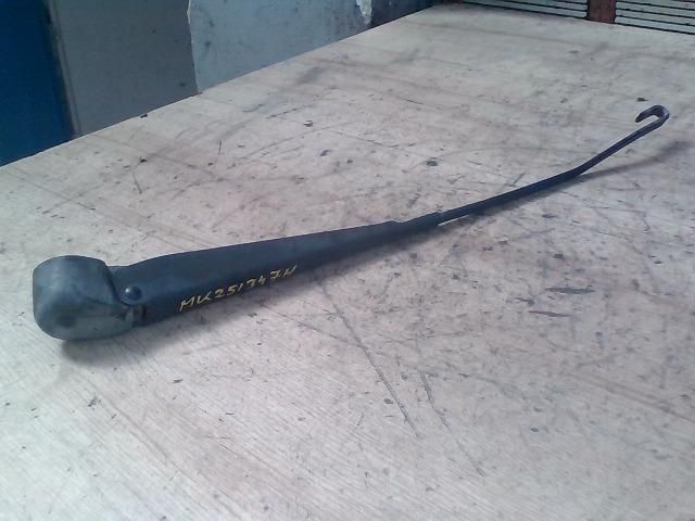 bontott CITROËN XSARA Hátsó Ablaktörlő Kar