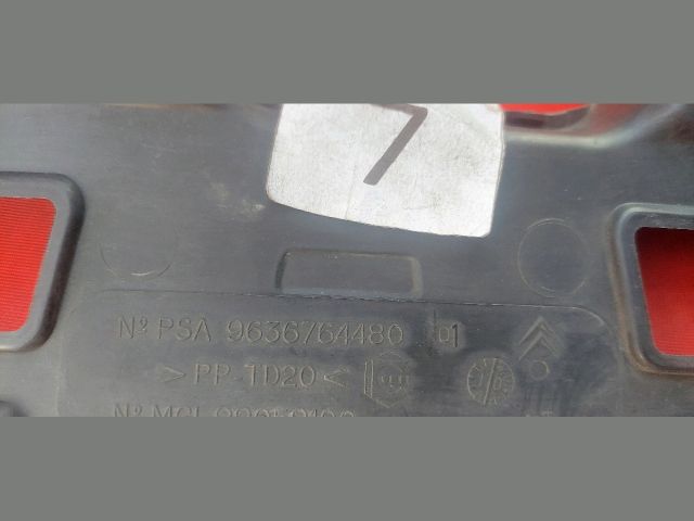 bontott CITROËN XSARA Homlokfal Burkolat